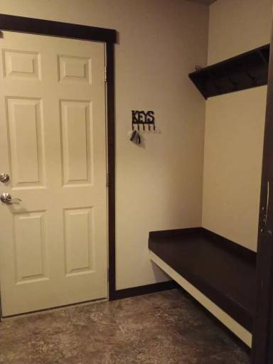 Main picture of 1044 Oasis Ave