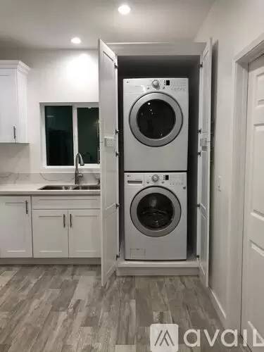 Main picture of 22838 Mariano St
