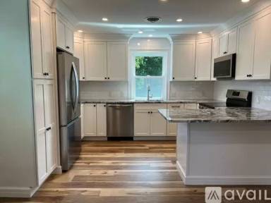 Main picture of 327 Garden Ave