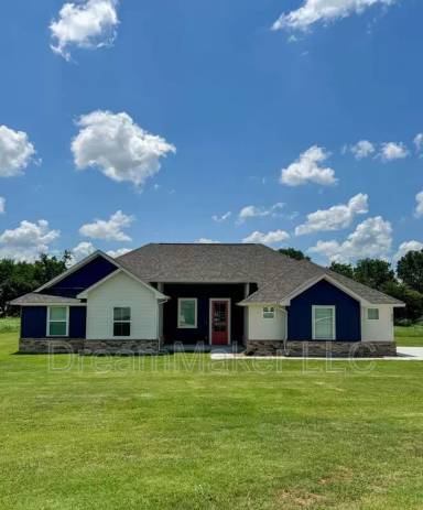Main picture of 678 Apple Blossom Way