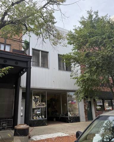 Main picture of 213 N Chicago St