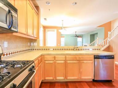 Main picture of 7935 Kipling Cir
