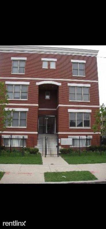 Main picture of 1415 E 62nd St