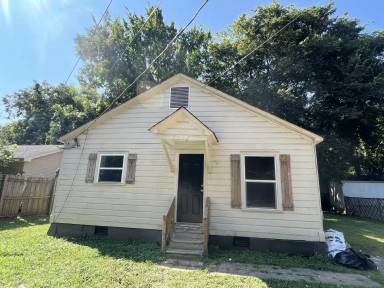 Main picture of 312 Carr Ave