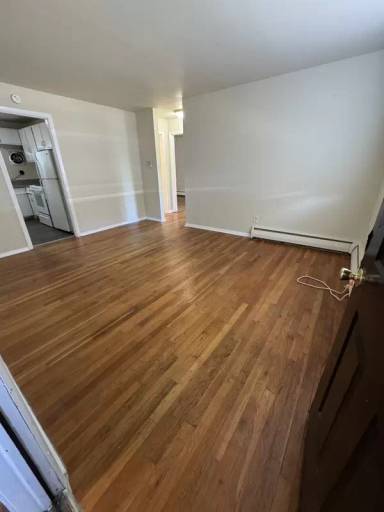 Main picture of 3206 Ellwood Ave