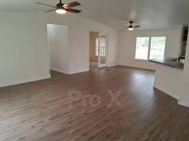 Main picture of 910 Sands Rd