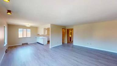 Main picture of 529 Heather Dr
