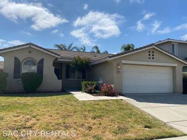 Main picture of 9929 Hawkview Way
