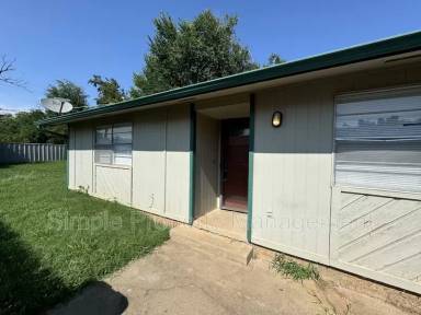 Main picture of 2137 SW 48th St