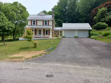 Main picture of 12835 Collinsville Rd