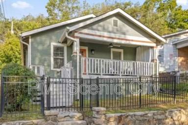 Main picture of 3813 Pennsylvania Ave