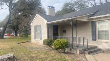Main picture of 3200 South Hills Ave