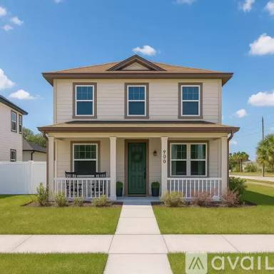 Main picture of 900 S Maple Ave