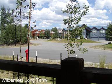 Main picture of 951 Lakepoint Dr