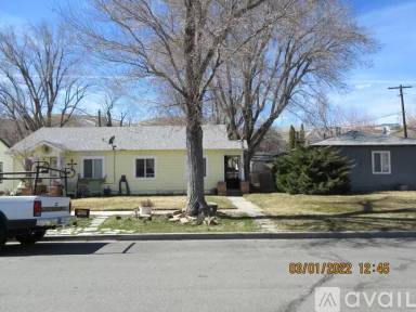 Main picture of 906 S Nevada St