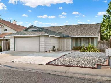 Main picture of 9015 Colombard Way