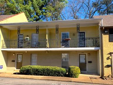Main picture of Villas at Chickasaw