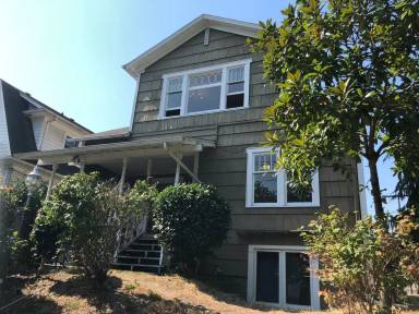 Main picture of 4761 21st Ave NE