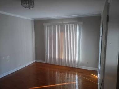 Main picture of 32 Doubleday St