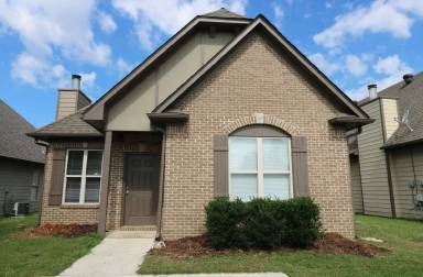 Main picture of 1047 Washington Dr