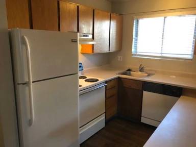 Main picture of 593 W Crestline Ave