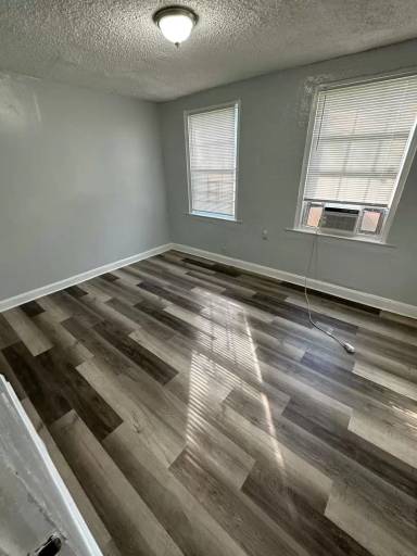 Main picture of 3627 Lionell St