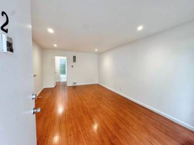 Main picture of 3426 Keystone Ave