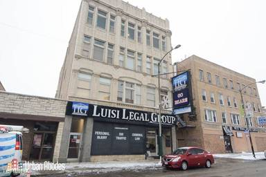 Main picture of 1231 N Ashland Ave