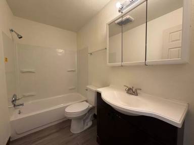 Main picture of 138 N Klevin St