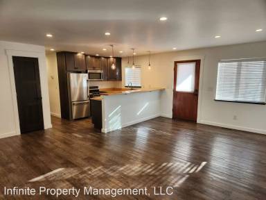 Main picture of 812 N Black Ave