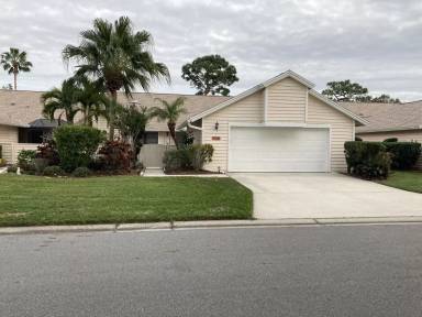 Main picture of 879 Ridge Lake Dr