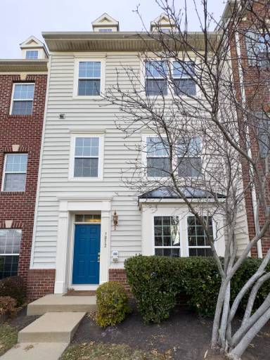 Main picture of 7012 Trek Way