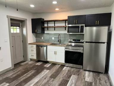 Main picture of 534 Lee St