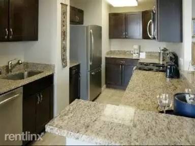 Main picture of The Belden-Stratford