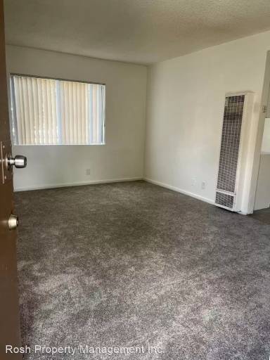 Main picture of 4640 W 17th St