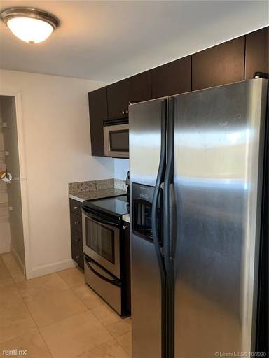 Main picture of 2650 SW 37th Ave