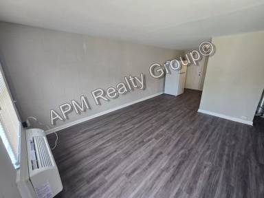 Main picture of 2801 Howell Ct