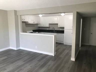 Main picture of 1516 W 1st St