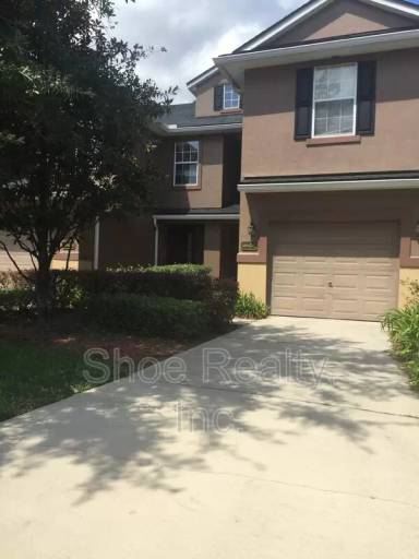 Main picture of 3680C Creswick Cir