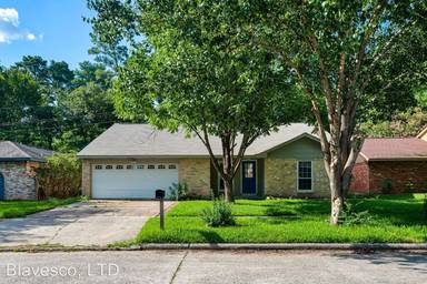 Main picture of 5911 Crooked Post Rd