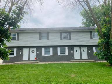 Main picture of 42-48 Cir Dr
