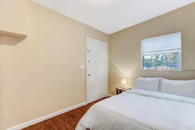 Main picture of 10663 Tulsa Rd