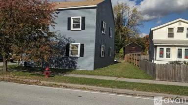 Main picture of 13 W Market St
