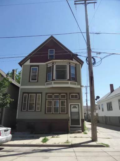 Main picture of 919 E Clarke St