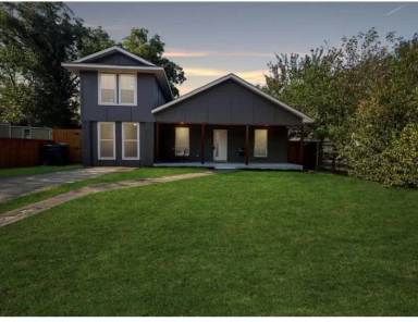 Main picture of 2722 Gladstone Dr