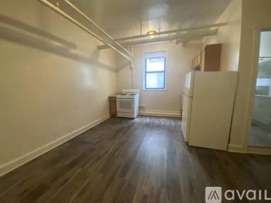 Main picture of 5120 S Harper Ave