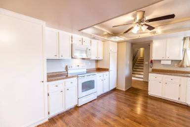 Main picture of 3511 S Alder Dr