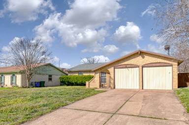 Main picture of 6105 Lalagray Ln