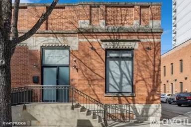 Main picture of 64 W Superior St