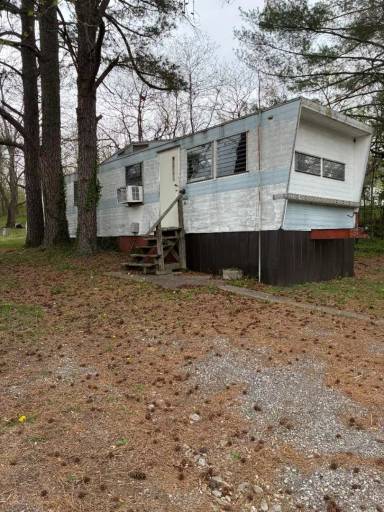 Main picture of 290 Warren Rd